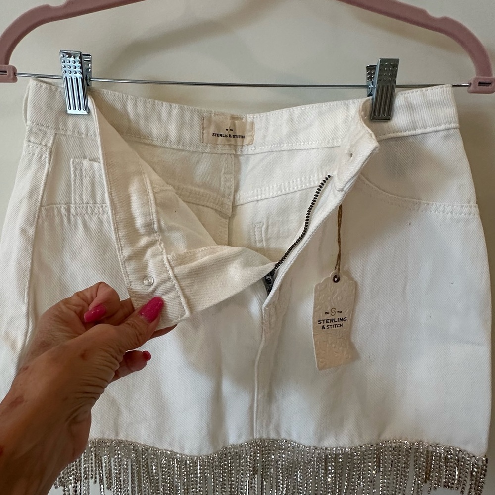 White Denim & Rhinestones Skirt! Size Small. Sterling & Stitch - Picture 5 of 9